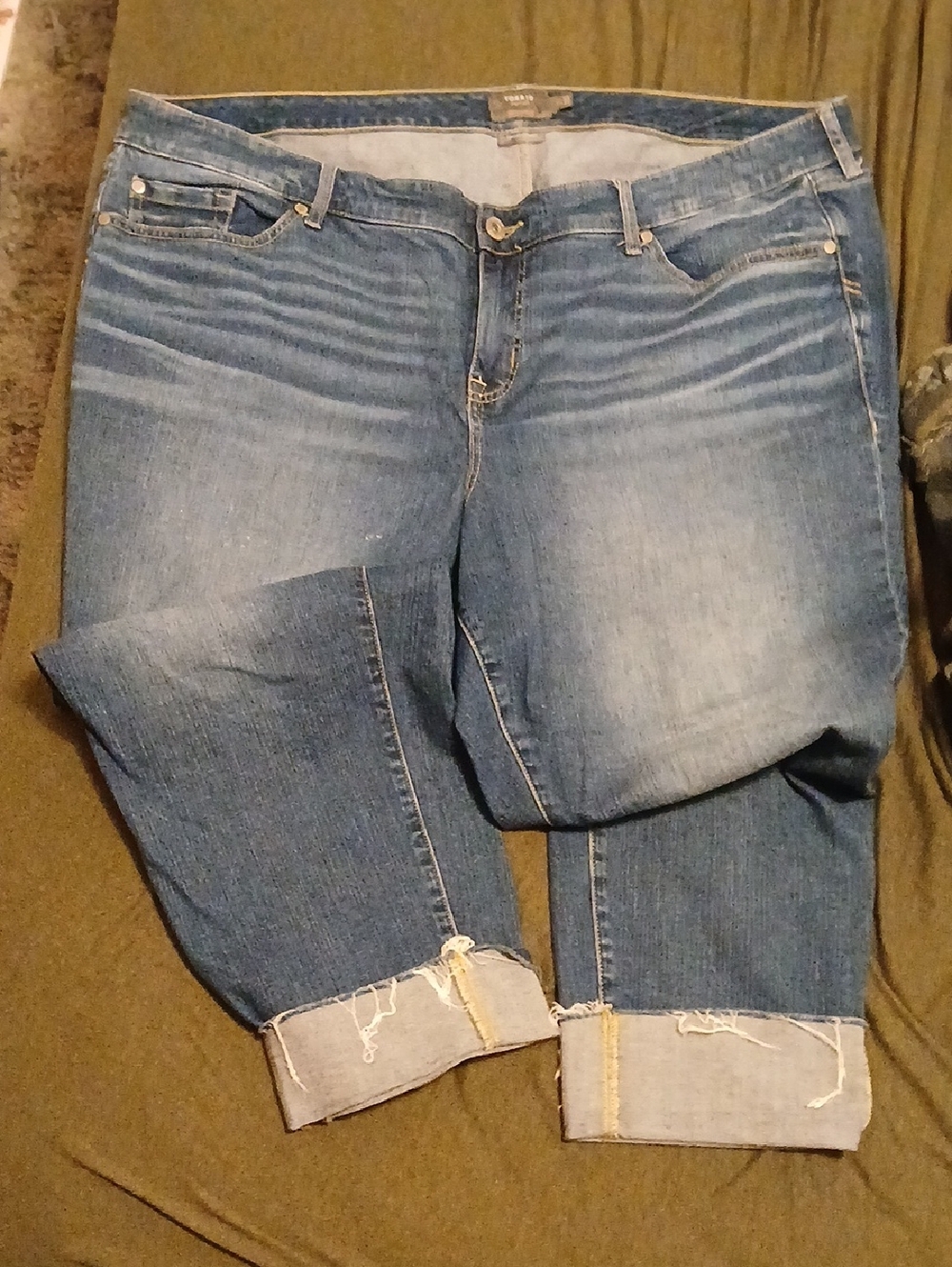 torrid Distressed Cuffed Ankle Jeans in Medium Blue